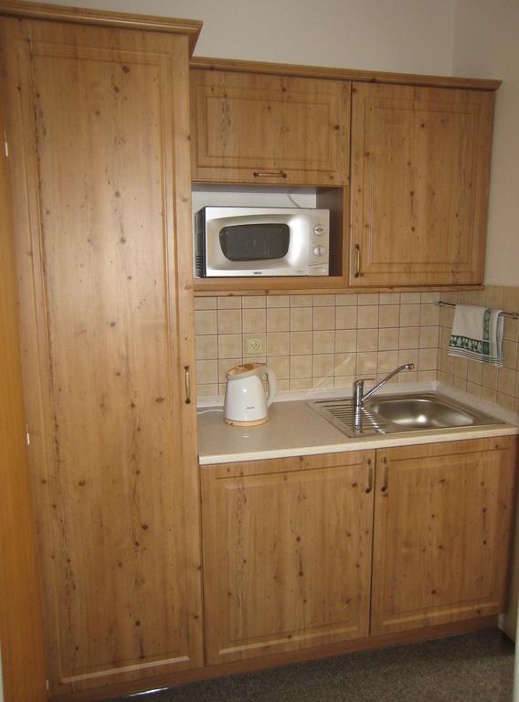 Selsky Dvur 1 Hotell Police nad Metují Rum bild